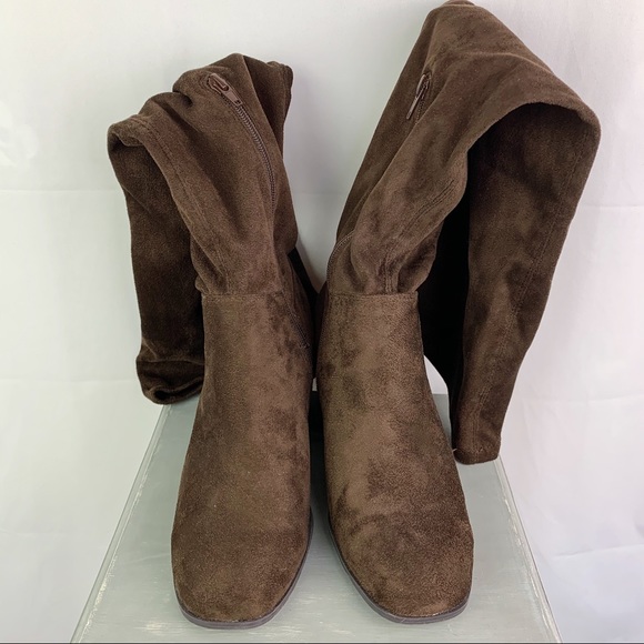 Tall Sueded Brown Block Heel Over The Knee Boots - Picture 9 of 16